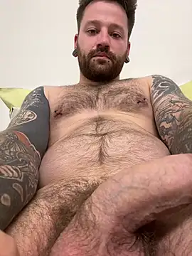 Snapshot of travelsex chatting on 07.19.26 travelsex online show from 07.19.26