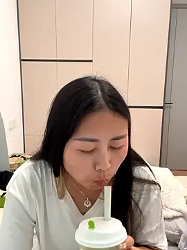 Snapshot of zzdd999 chatting on 04.22.26 zzdd999 online show from 04.22.26