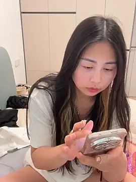 Snapshot of zzdd999 chatting on 04.25.26 zzdd999 online show from 04.25.26
