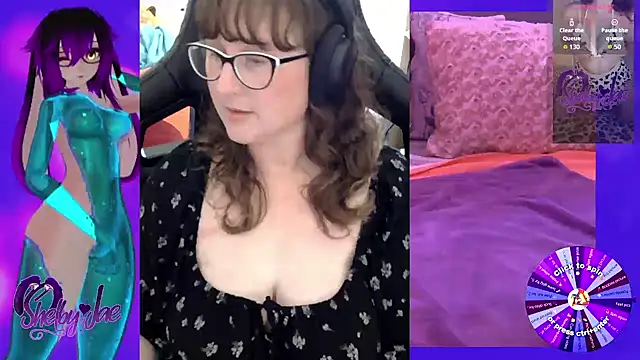 Snapshot of ShelbyJae chatting on 07.24.26 ShelbyJae online show from 07.24.26