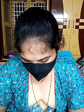 maduri   online show from 02.04.26