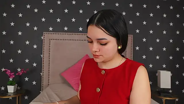 RaquellStar online show from 02.28.26