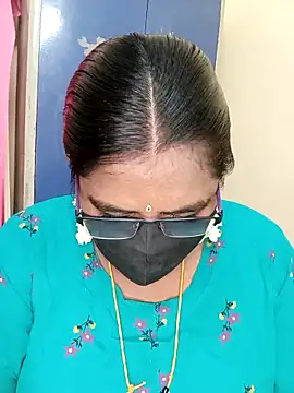 sirisha  9 online show from 04.30.26