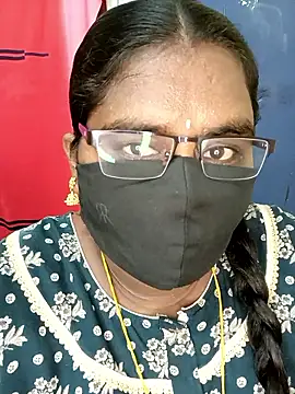 Snapshot of sirisha__9 chatting on 05.06.26 sirisha 9 online show from 05.06.26