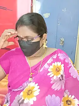 Snapshot of sirisha__9 chatting on 05.15.26 sirisha 9 online show from 05.15.26
