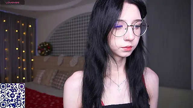 DeliaLoma online show from 01.16.26