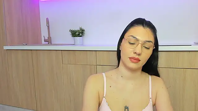 Baby Ava  online show from 02.19.26