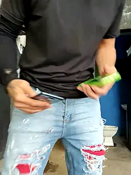 Snapshot of PIGHIGHDIRTY_p0 chatting on 01.17.26 PIGHIGHDIRTY p0 online show from 01.17.26