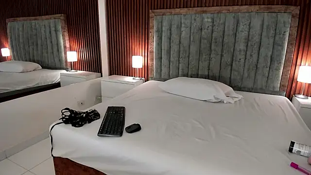 Lakisha Jackson  online show from 02.03.26