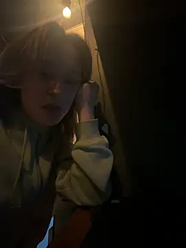 LilyLuck  online show from 02.22.26