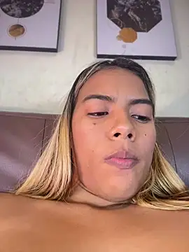 MiaSizzle online show from 01.31.26