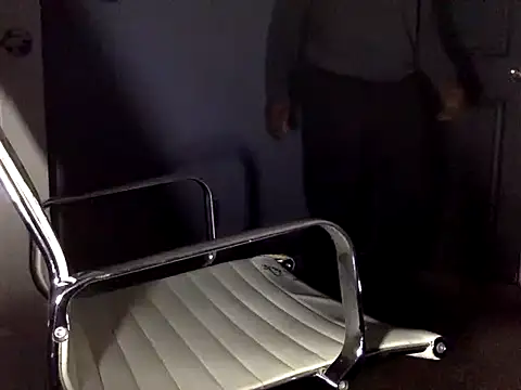 Cantgetenough0069 online show from 12.21.25