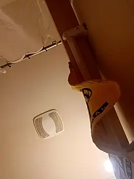 pinkcheetah12 online show from 04.12.26