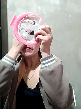 yula-bi online show from 02.03.26