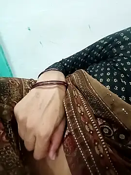 Snapshot of mantraverma chatting on 04.02.26 mantraverma online show from 04.02.26