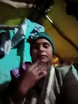 Snapshot of Cuty_priti chatting on 12.22.25 Cuty priti online show from 12.22.25