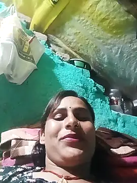 Snapshot of Cuty_priti chatting on 02.22.26 Cuty priti online show from 02.22.26