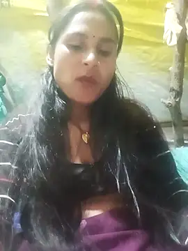 Snapshot of Cuty_priti chatting on 02.24.26 Cuty priti online show from 02.24.26