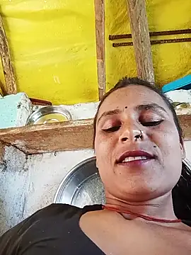 Snapshot of Cuty_priti chatting on 03.01.26 Cuty priti online show from 03.01.26