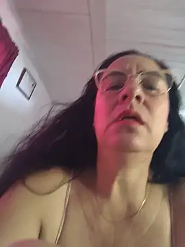 Snapshot of KiaraFoster chatting on 05.23.26 KiaraFoster online show from 05.23.26