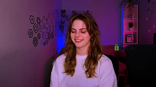 naya may online show from 04.22.26