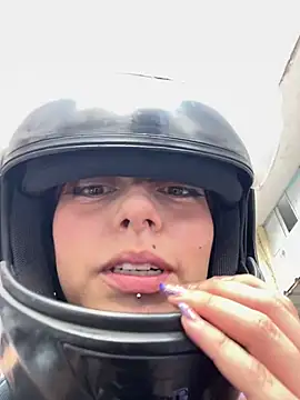 Snapshot of CamiTeaseX_ chatting on 03.04.26 CamiTeaseX online show from 03.04.26