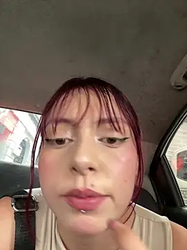 Snapshot of CamiTeaseX_ chatting on 04.01.26 CamiTeaseX online show from 04.01.26