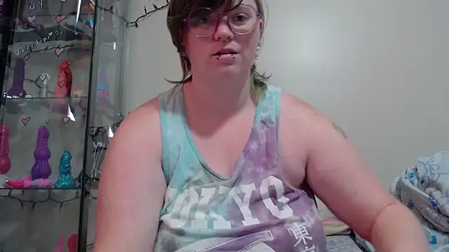Snapshot of Pupghostt chatting on 04.22.26 Pupghostt online show from 04.22.26