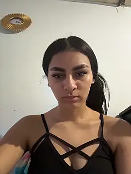 ManuelaEvans  online show from 02.06.26