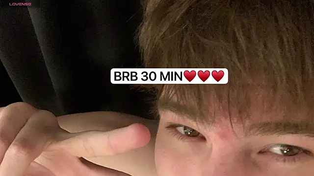 Snapshot of andyyzzz chatting on 01.16.26 andyyzzz online show from 01.16.26