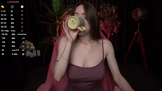 Velouraa online show from 03.01.26