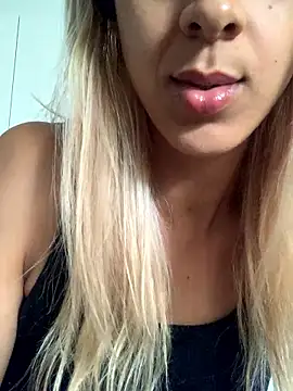 Snapshot of bety13 chatting on 01.07.26 bety13 online show from 01.07.26