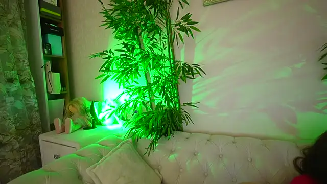 HappyLisa online show from 03.17.25