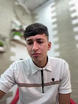 Snapshot of neithan_sleitherx chatting on 02.03.26 neithan sleitherx online show from 02.03.26