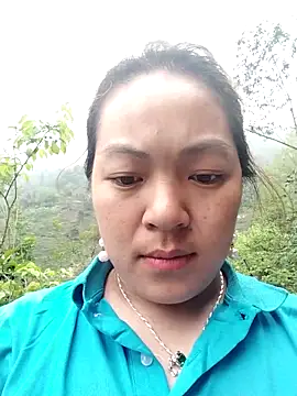 Snapshot of Lucky_cutee chatting on 03.18.26 Lucky cutee online show from 03.18.26