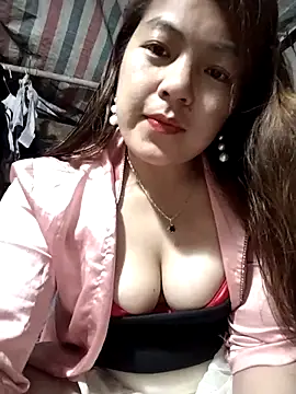 Snapshot of Lucky_cutee chatting on 03.23.26 Lucky cutee online show from 03.23.26