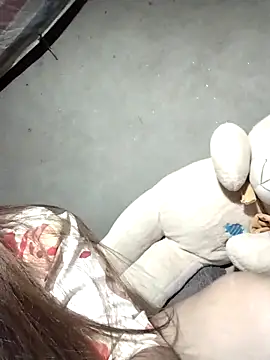 Snapshot of Lucky_cutee chatting on 04.13.26 Lucky cutee online show from 04.13.26