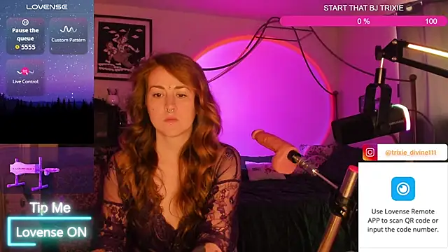 Snapshot of trixiedivine chatting on 03.27.26 trixiedivine online show from 03.27.26