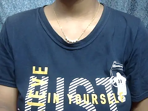 cute Dirty Diva online show from 07.28.26