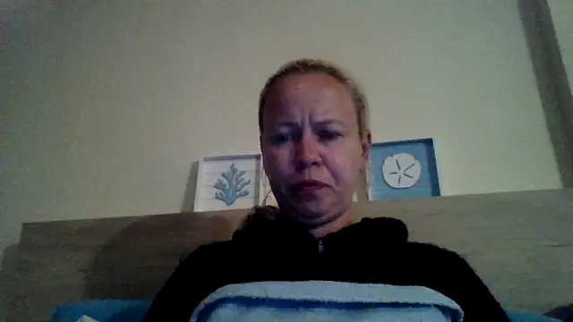 jennyblondeuk online show from 05.11.26