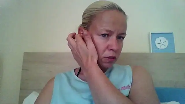 jennyblondeuk online show from 05.13.26