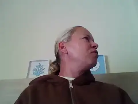 jennyblondeuk online show from 05.17.26