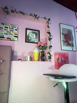  zoe bakerr online show from 02.18.26