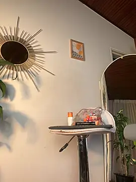  zoe bakerr online show from 06.26.26