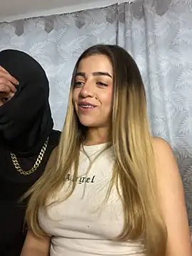 Snapshot of cute_emmma chatting on 02.13.26 cute emmma online show from 02.13.26