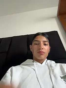 Ema Rose  online show from 02.13.26