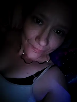 Snapshot of CrownedCuppa chatting on 03.29.26 CrownedCuppa online show from 03.29.26