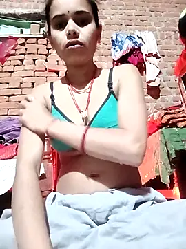 Snapshot of Fency_Love143 chatting on 02.20.26 Fency Love143 online show from 02.20.26