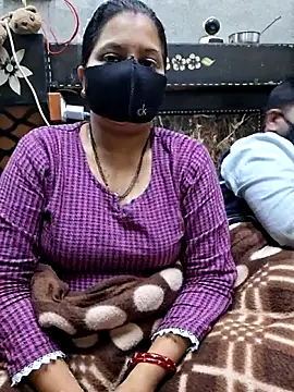 Radhacpl9528 online show from 01.06.26