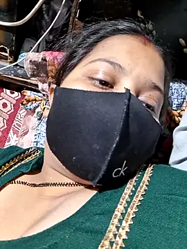 Radhacpl9528 online show from 01.17.26